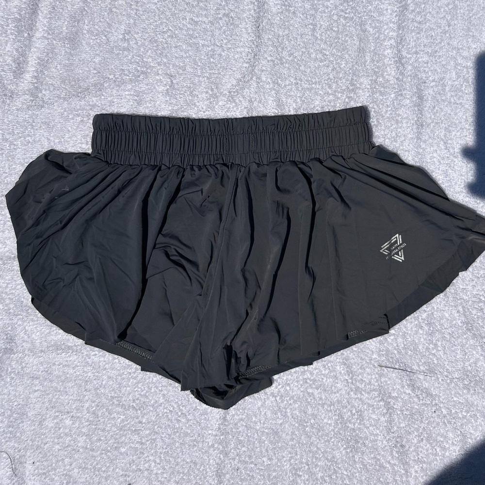 Amazon flowy running shorts